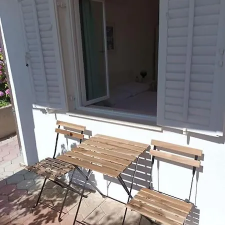 Affittacamere Ivana's Amazing + Bathroom And Free Parking Hvar Town