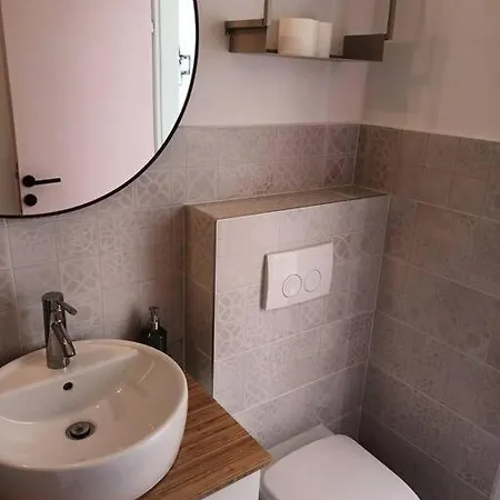Affittacamere Ivana's Amazing + Bathroom And Free Parking *