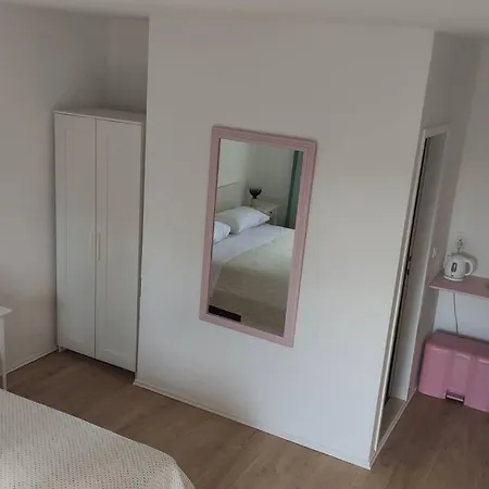Affittacamere Ivana's Amazing + Bathroom And Free Parking